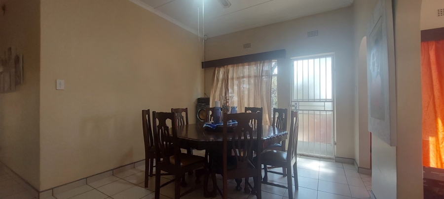 3 Bedroom Property for Sale in Protea Park North West